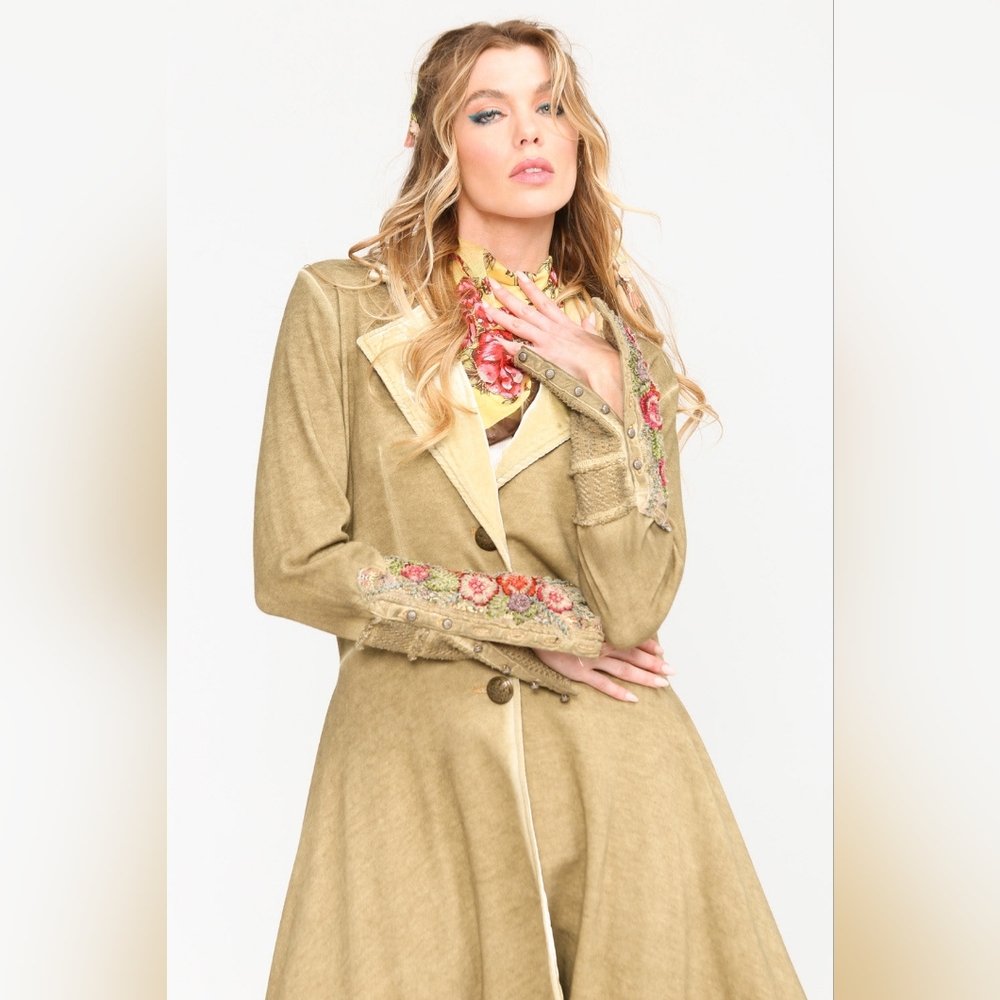 Aratta The Heart of Autumn Coat In Antique Bronze - Picture 3 of 12